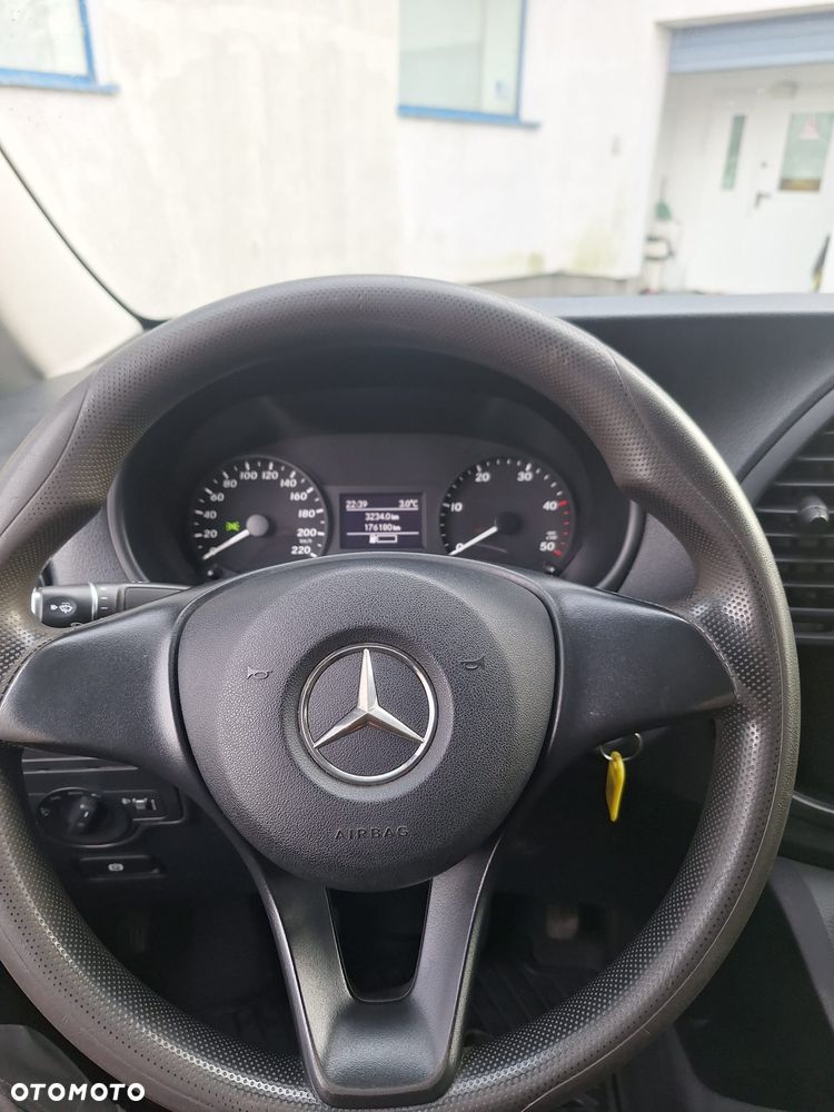 Mercedes-Benz Vito Mixto 447.703 - 10