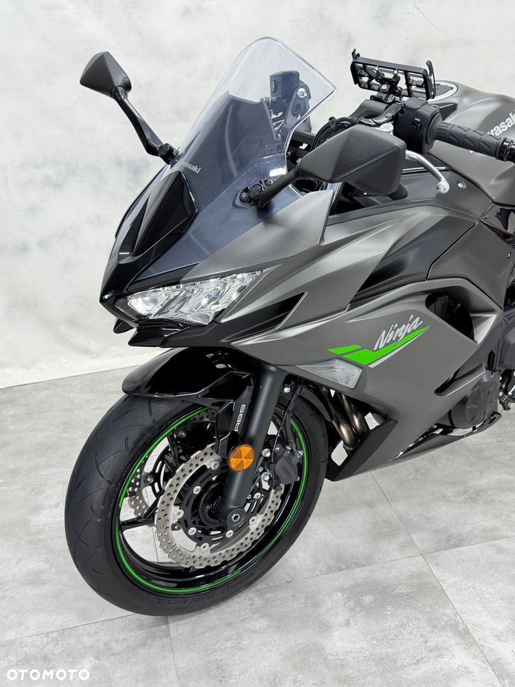 Kawasaki Ninja - 24