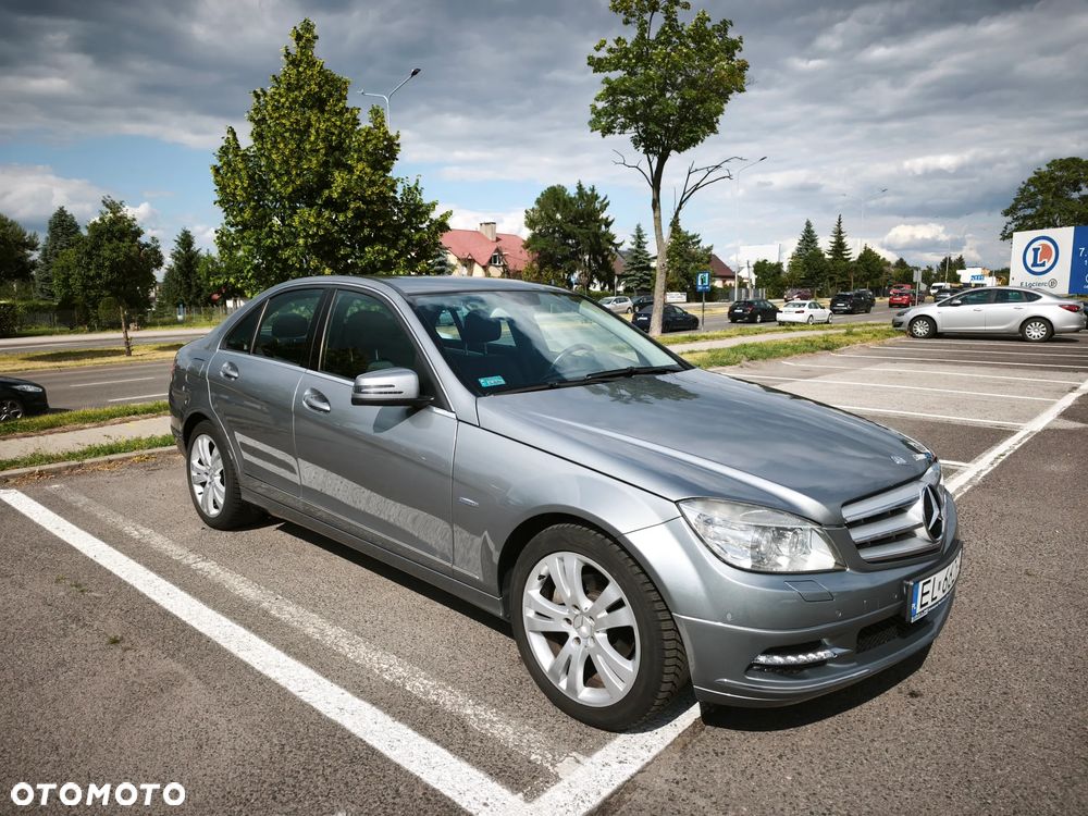 Mercedes-Benz Klasa C 180 K BlueEff Avantgarde - 2