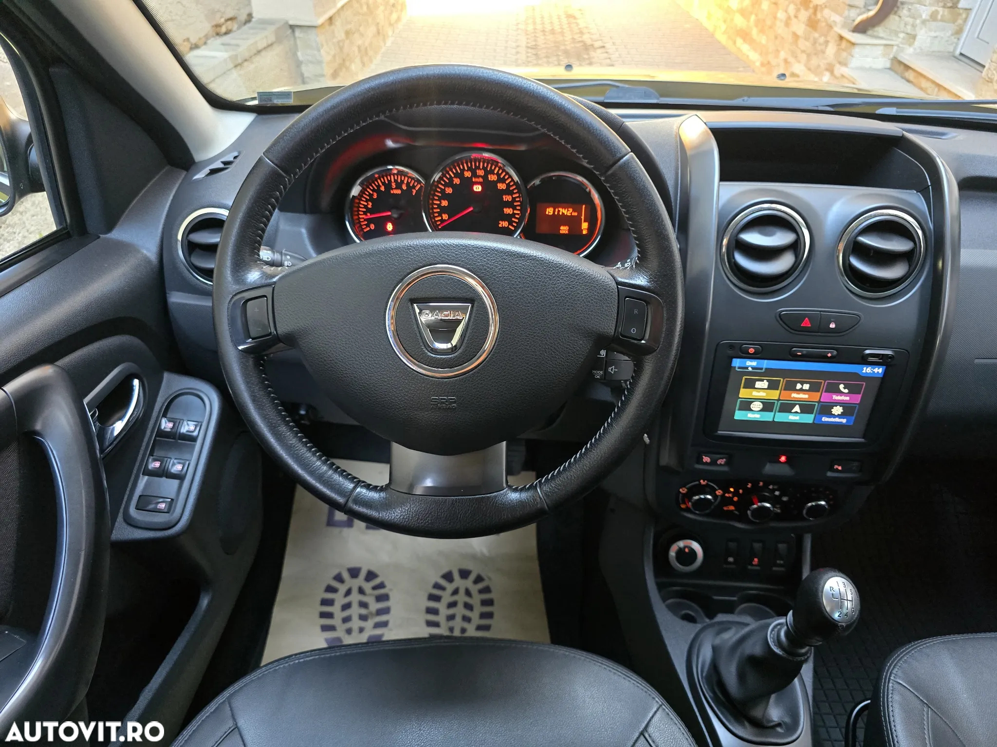 Dacia Duster dCi 110 FAP 4x4 Prestige - 8