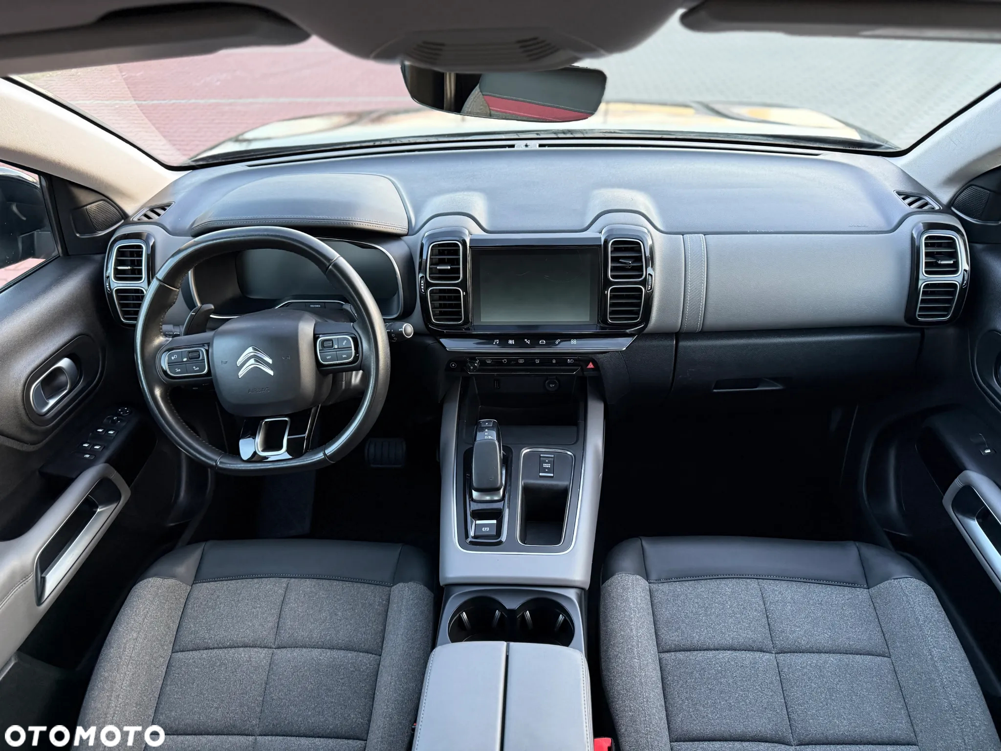 Citroën C5 Aircross Hybrid 225 e.EAT8 SHINE PACK - 34