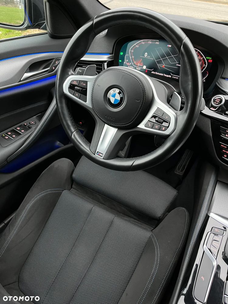 BMW Seria 5 530i GPF xDrive M Sport sport - 25