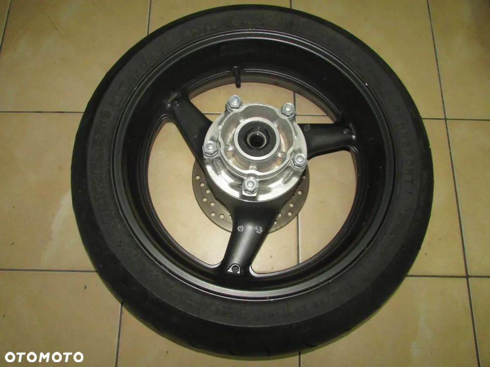 Honda Hornet CB900 SC48 02-07 felga koło tył - 1