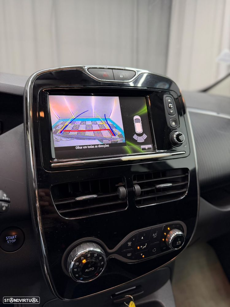 Renault Zoe (c/ Bateria) 41 kwh Intens - 19