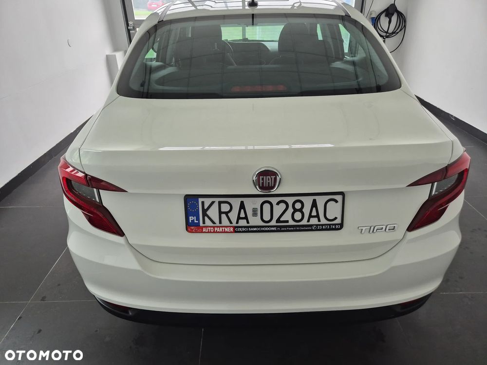 Fiat Tipo 1.0 T3 - 6