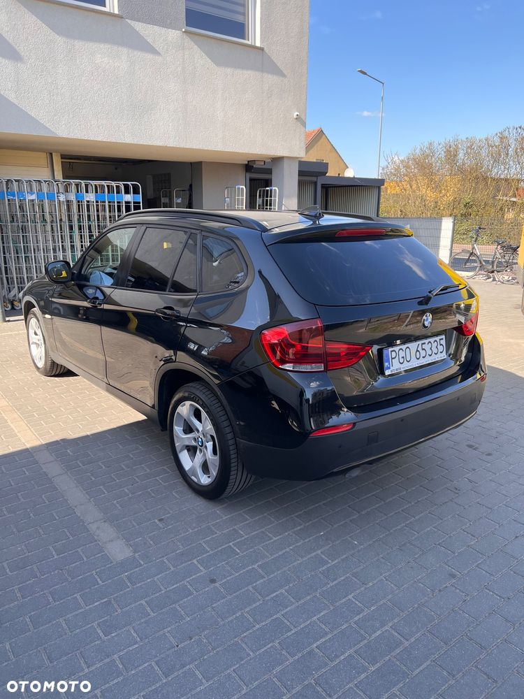 BMW X1 xDrive18d xLine - 3