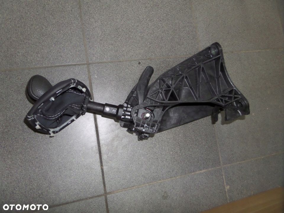 10346 LEWAREK ZMIANY BIEGÓW VITO W447 6 BIEG. - 1
