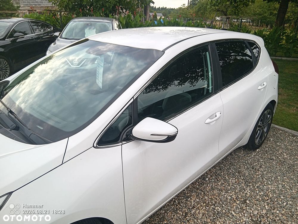 Kia Ceed 1.6 CRDi 136 ISG Edition 7 - 15