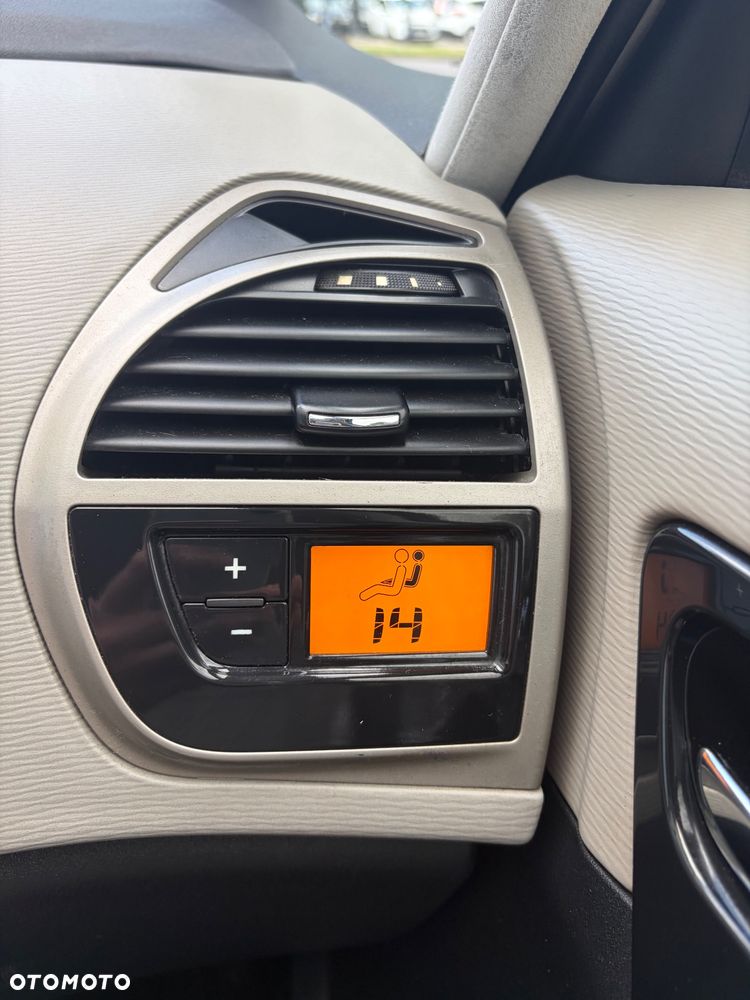 Citroën C4 Grand Picasso 2.0 HDi Exclusive - 30
