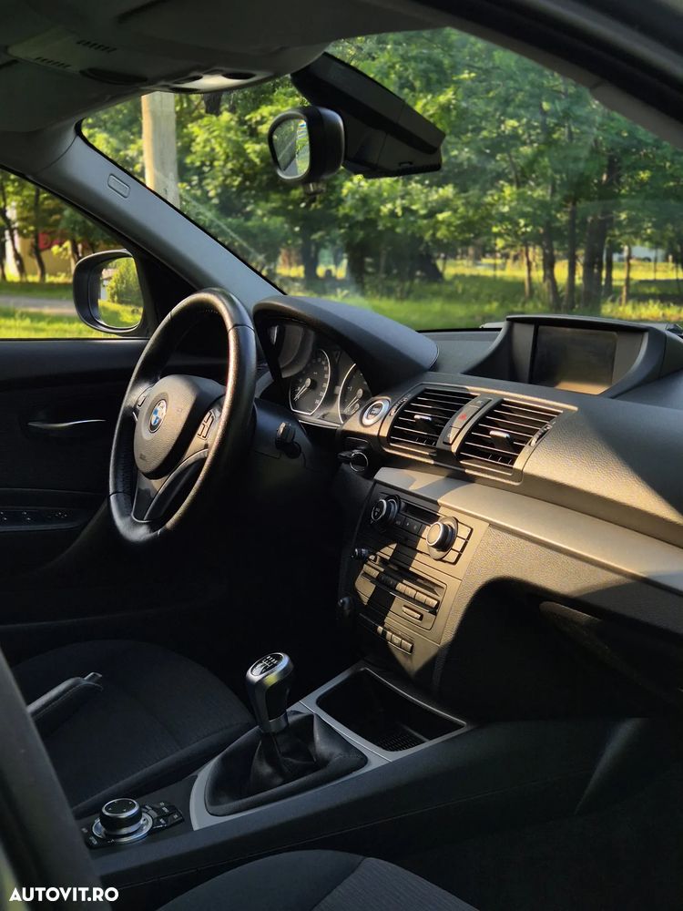 BMW Seria 1 116d - 15