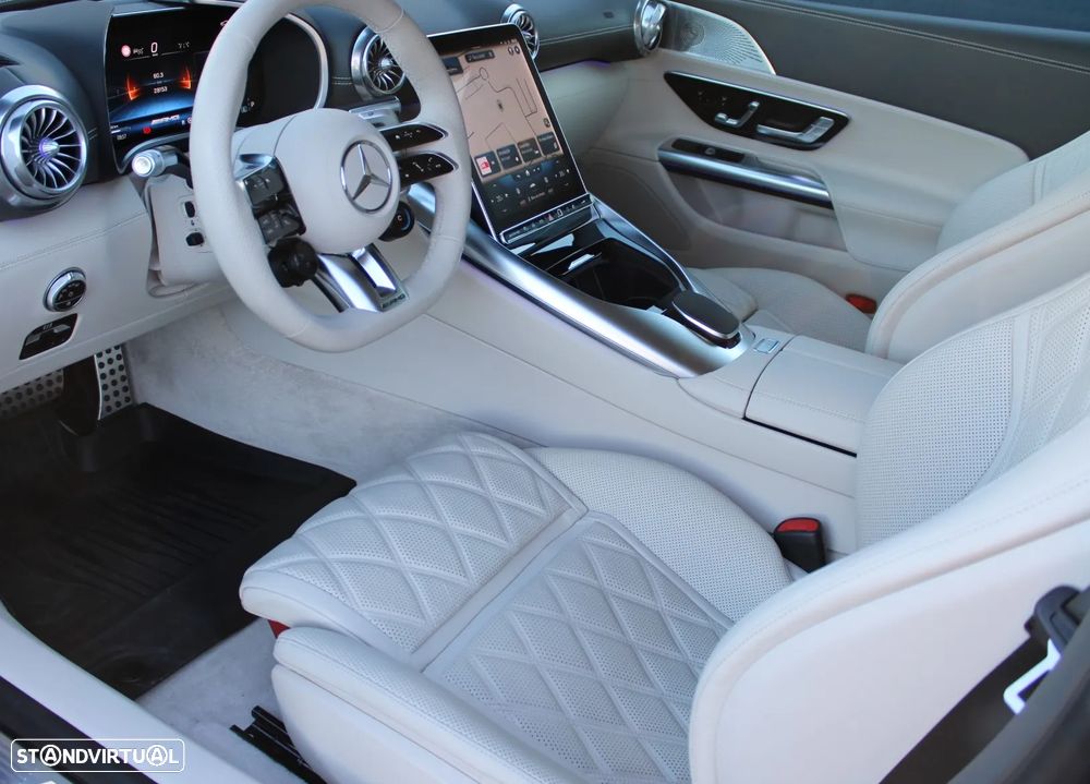 Mercedes-Benz SL 63 AMG 4Matic+ - 30