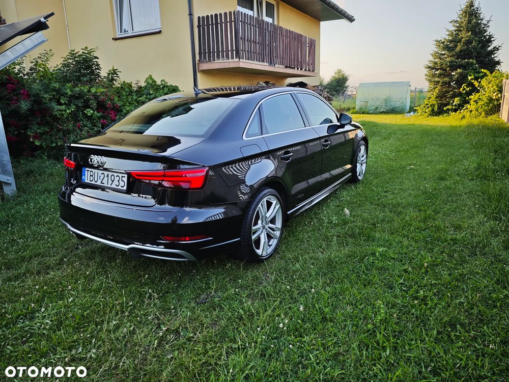 Audi A3 Limousine 35 TFSI S tronic - 4