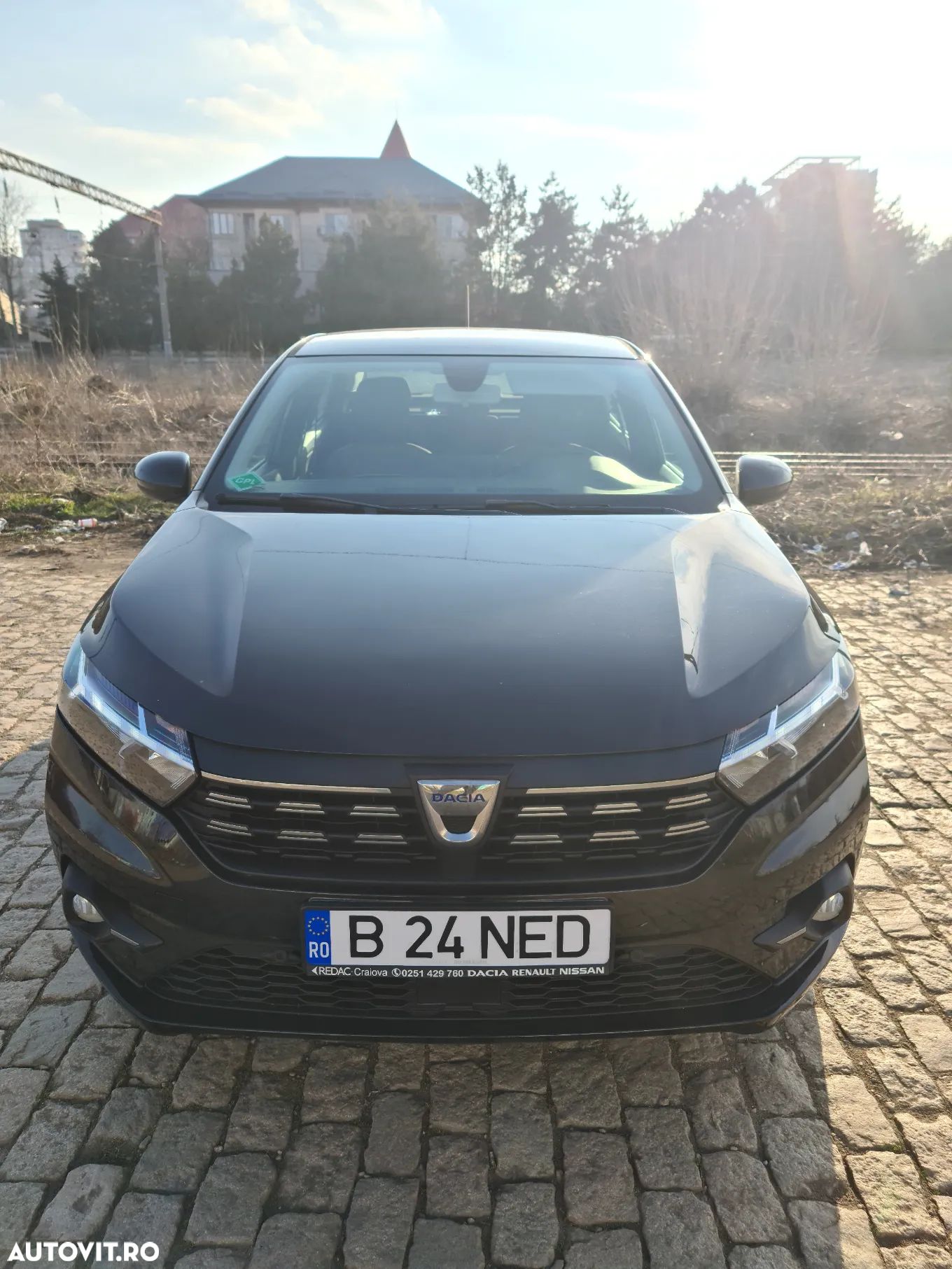 Dacia Logan TCe 90 CVT Comfort - 1