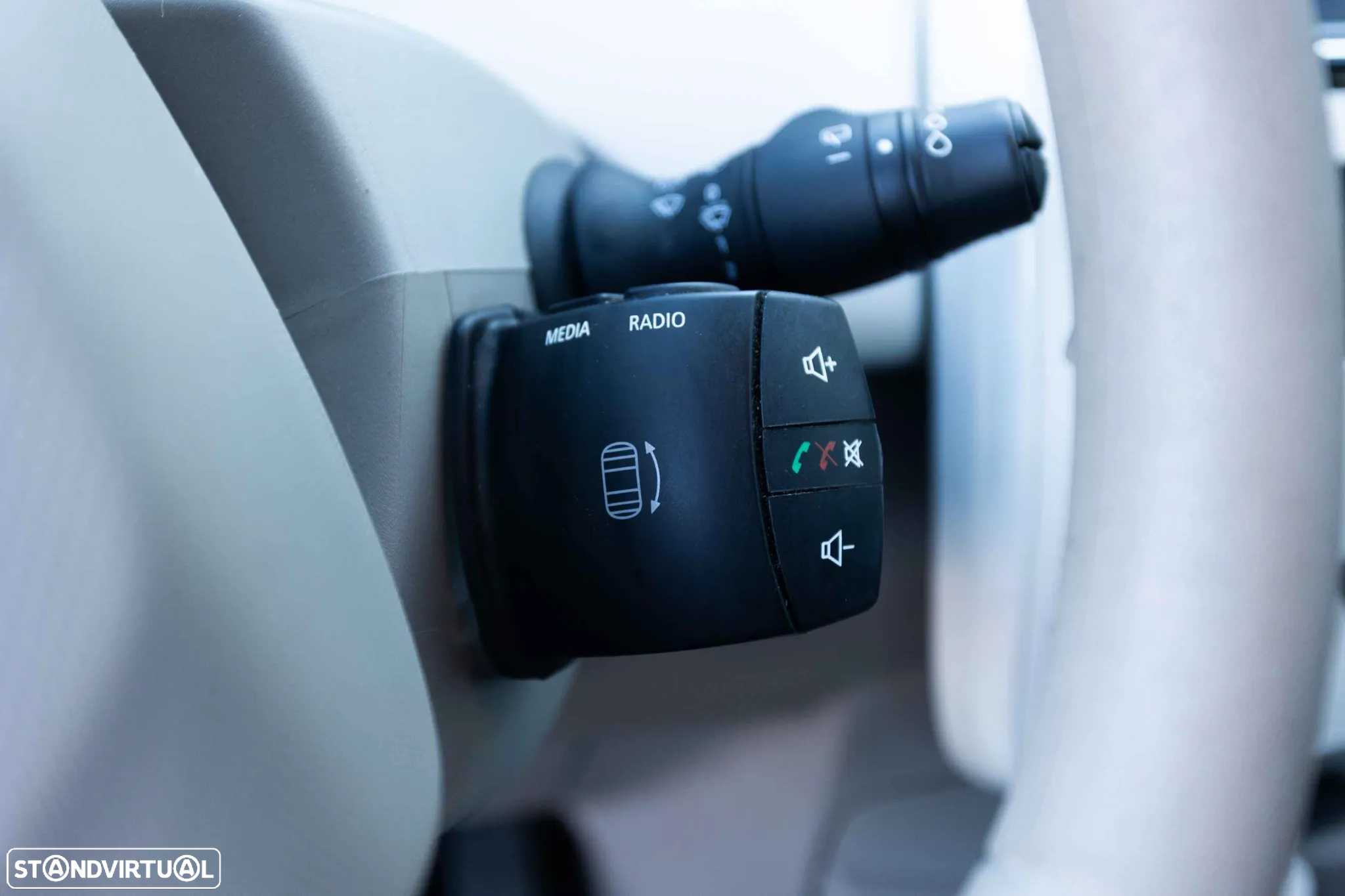 Renault Zoe (c/ Bateria) Life 40 Q90 - 46