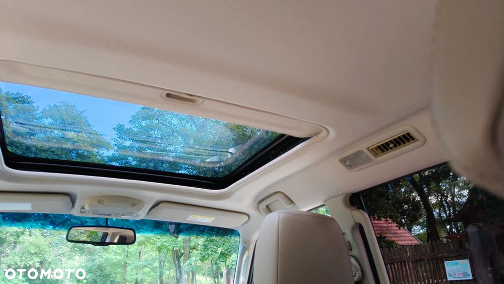 Mitsubishi Pajero - 19