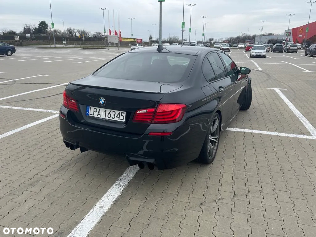 BMW M5 - 32