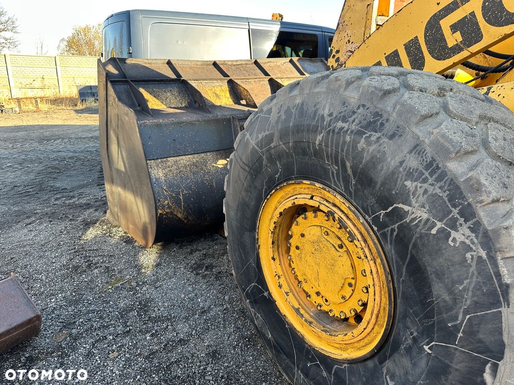 Liu Gong CLG862 lll Cat Liebherr JCB - 6
