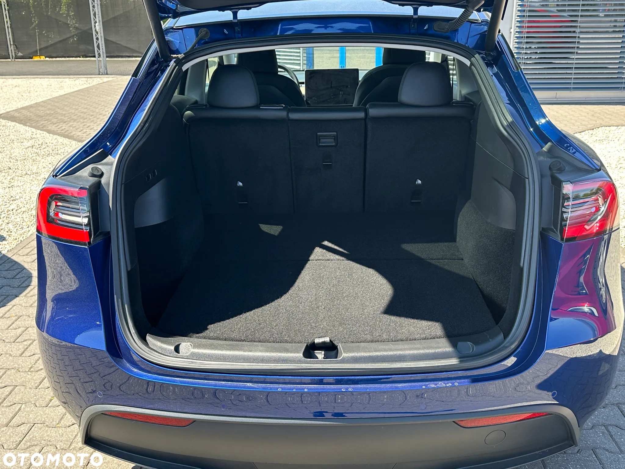Tesla Y Model Long Range Dual Motor AWD - 8