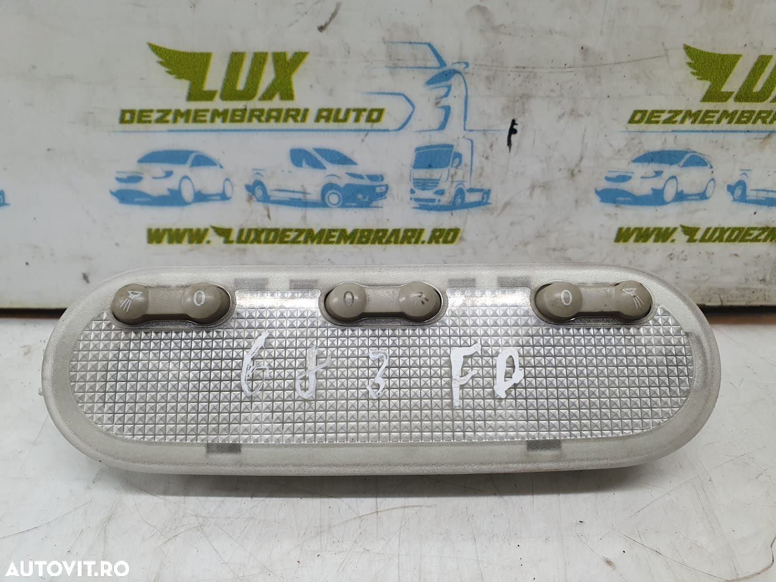 Plafoniera 8200073234 Renault Megane 2 [2002 - 2006] 1.5 dci K9K732 - 1