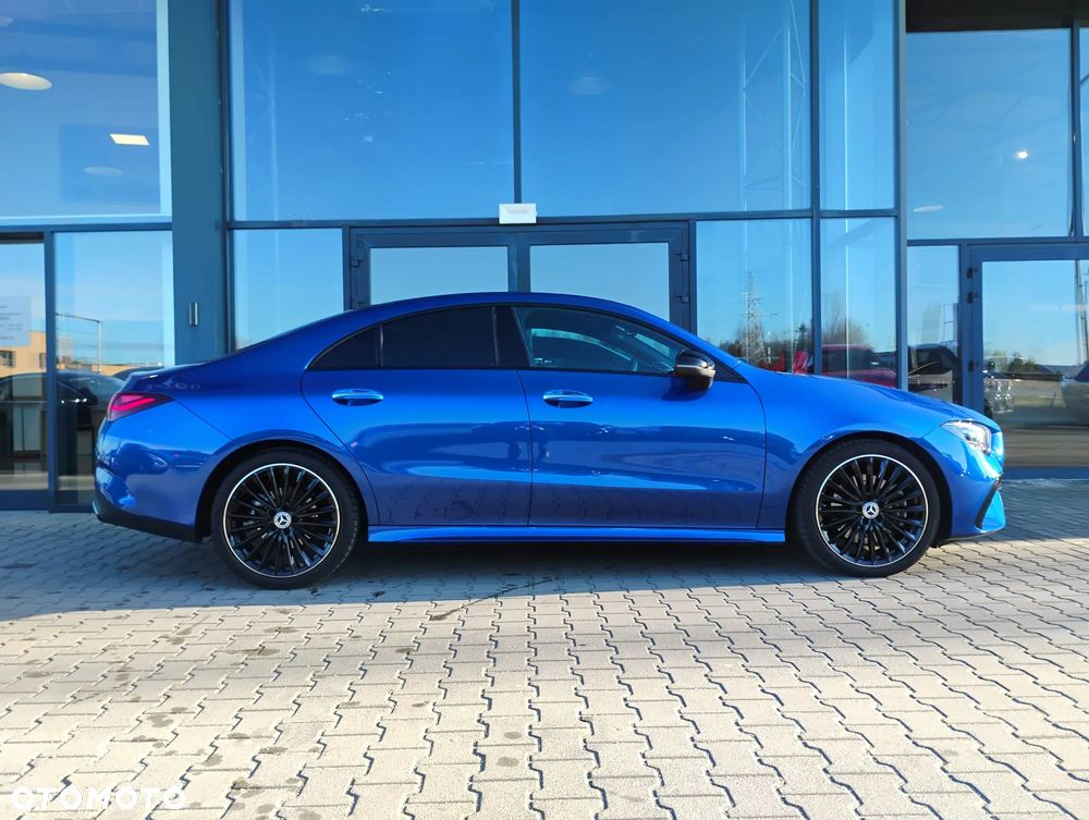Mercedes-Benz CLA 200 AMG Line 7G-DCT - 4