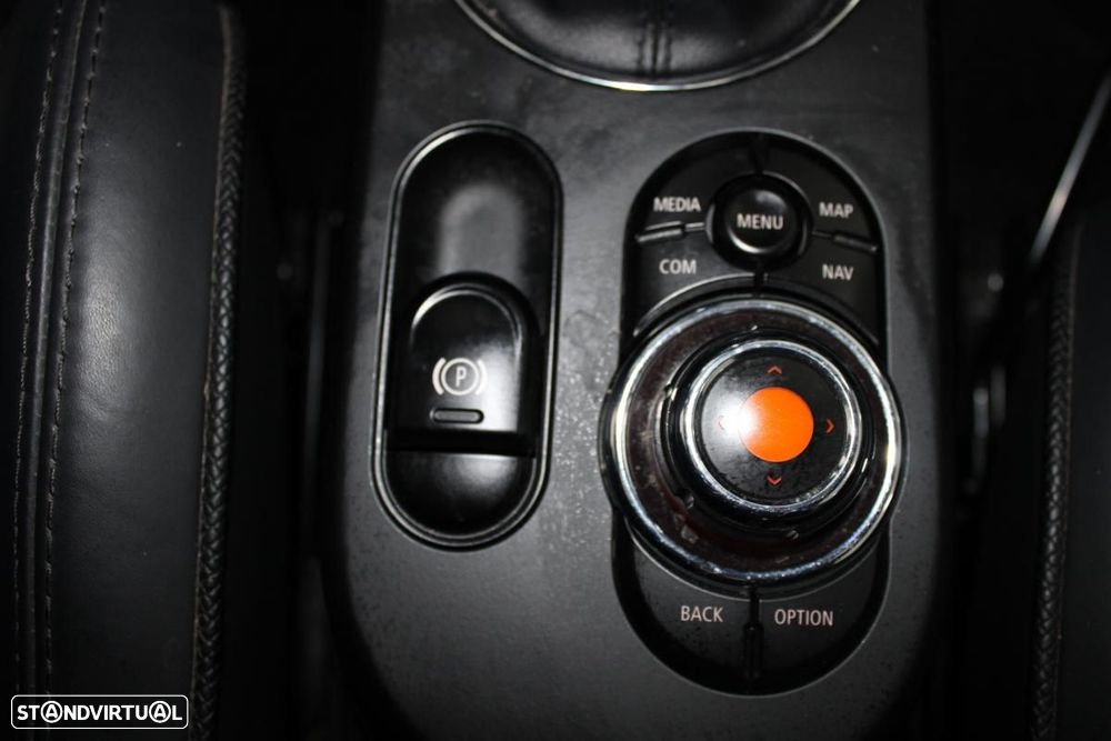 MINI 3 Portas Cooper SE Yours - 23
