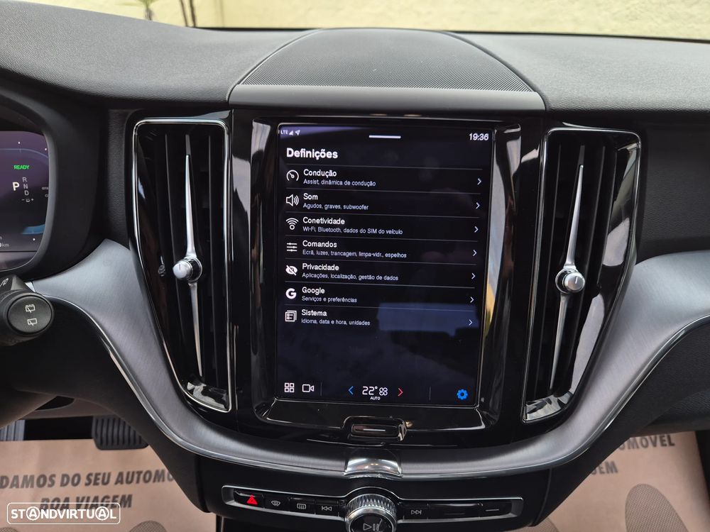 Volvo XC 60 2.0 T6 PHEV Inscription AWD - 24