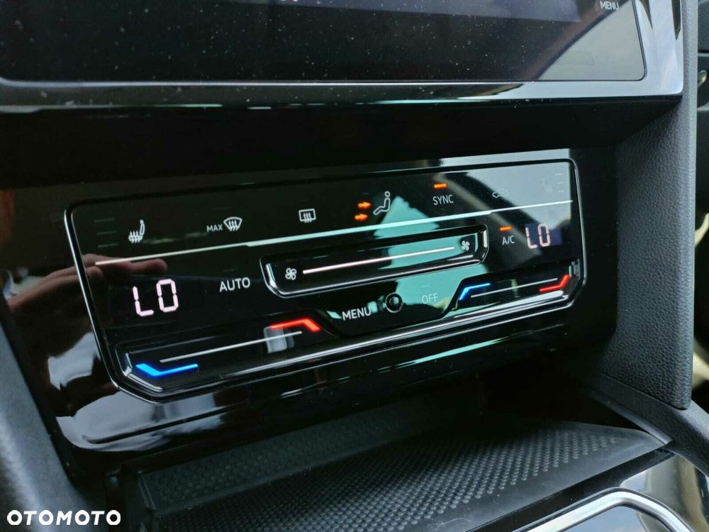 Volkswagen Passat 1.5 TSI EVO Business DSG - 22