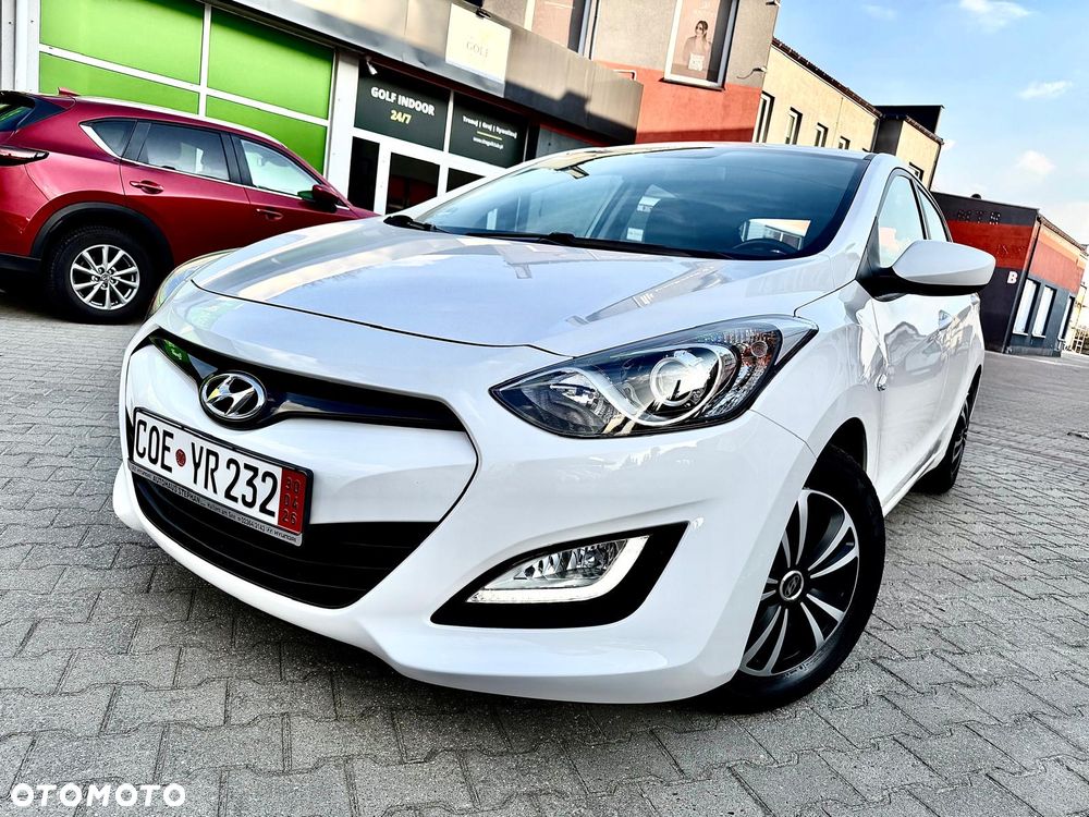 Hyundai i30 1.4 Premium - 1