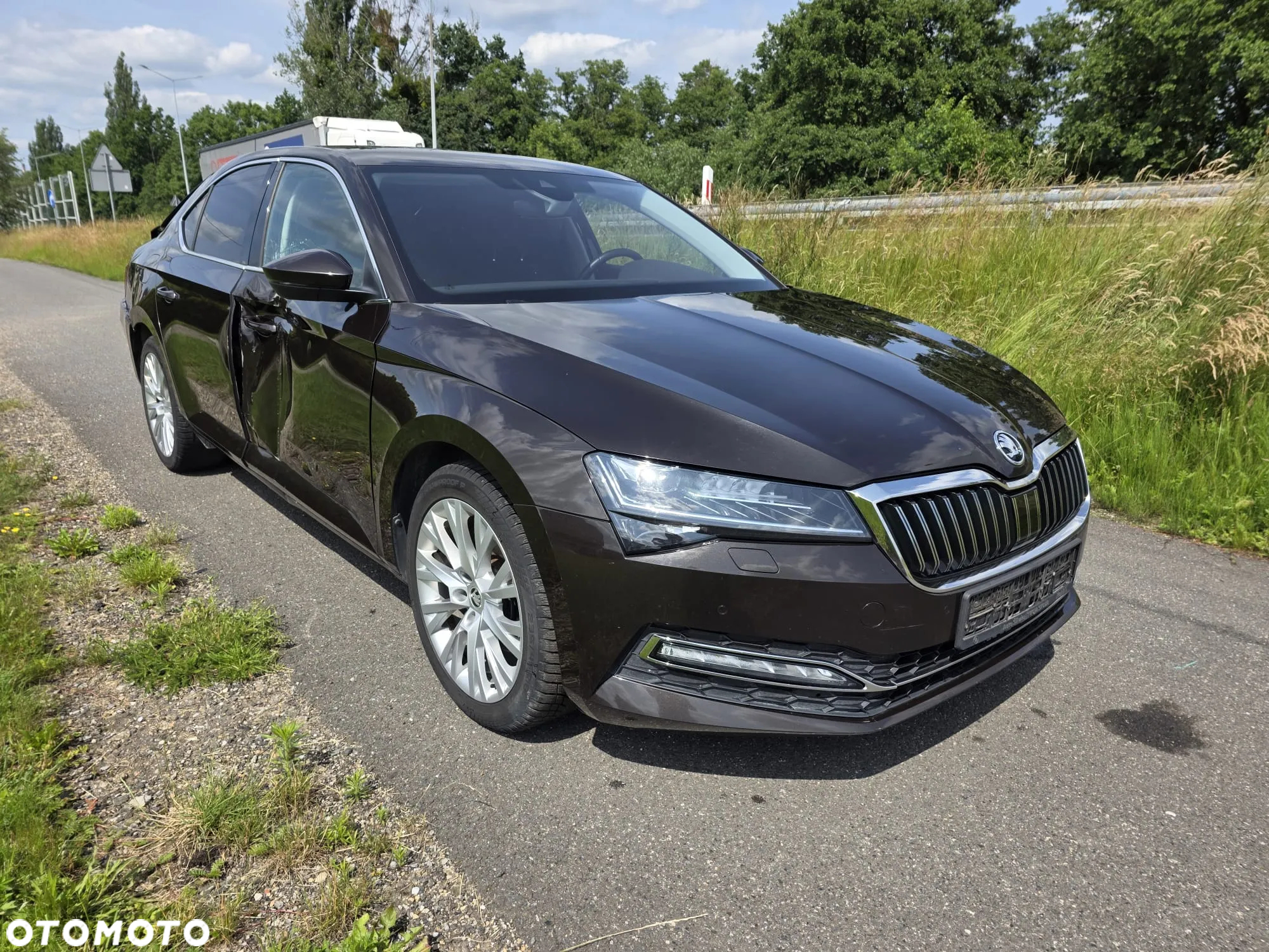Skoda Superb 1.5 TSI Sportline DSG - 2