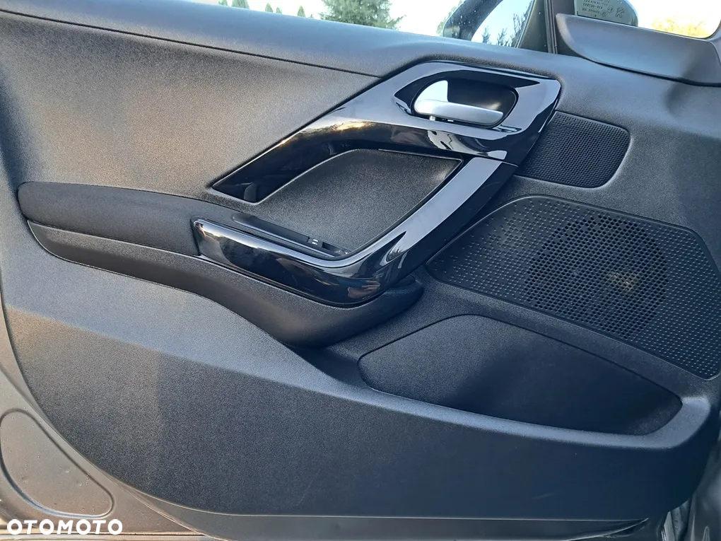 Peugeot 208 1.2 PureTech Active - 27