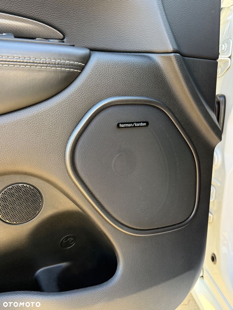 Dodge Durango 6.4 SRT - 15