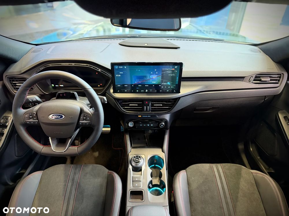 Ford Kuga 2.5 FHEV AWD ST-Line X - 17
