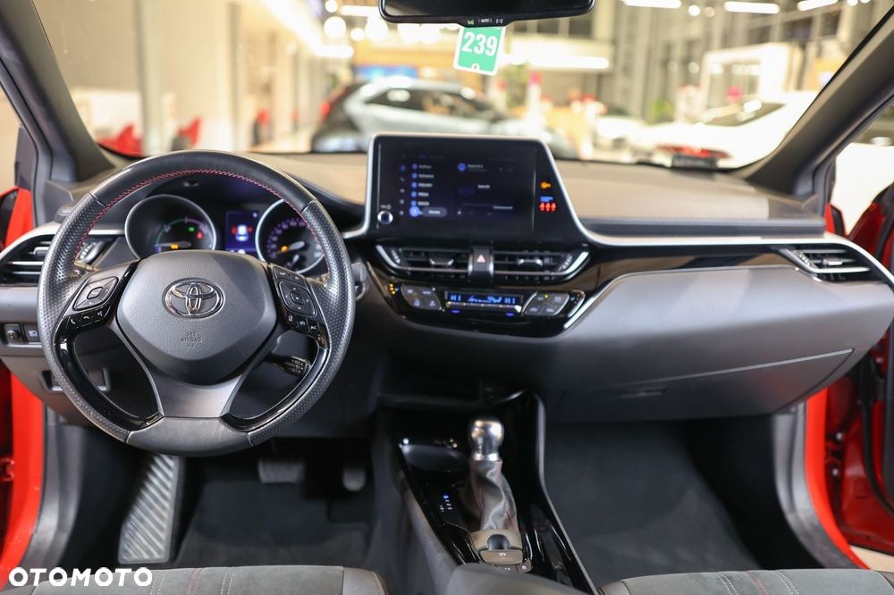 Toyota C-HR - 7