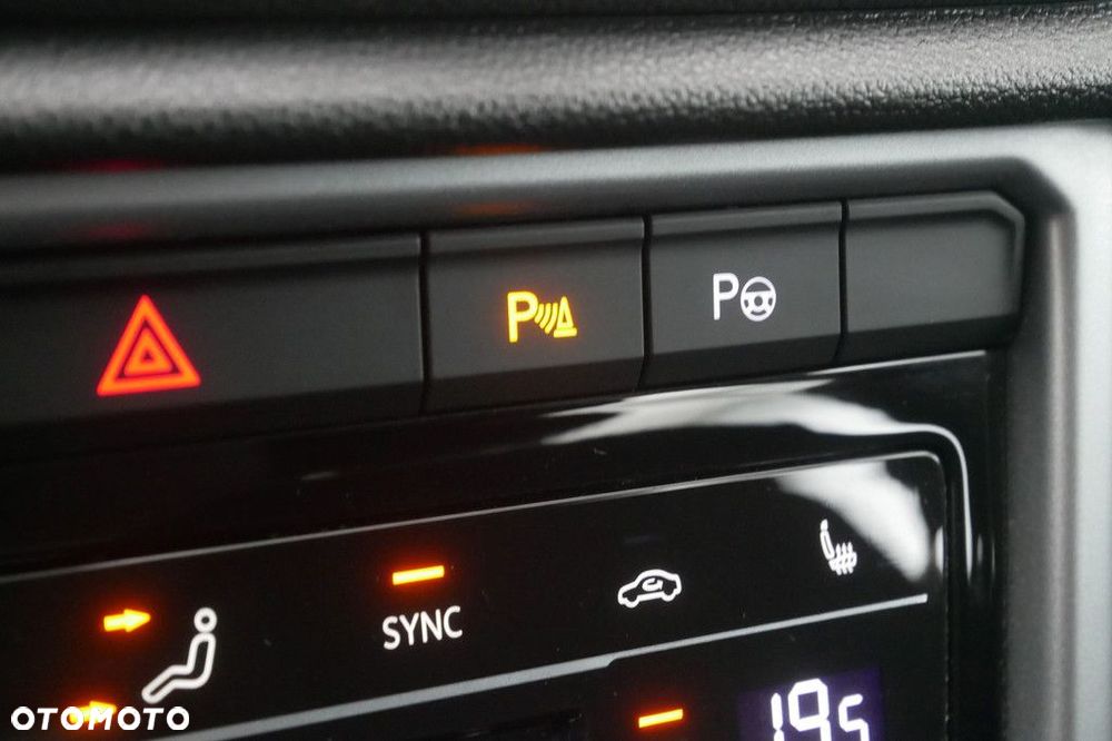 Volkswagen T-Roc 1.5 TSI Life DSG - 17