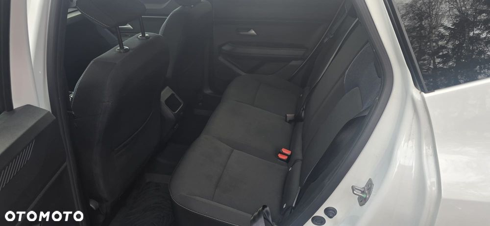 Dacia Duster TCe 100 2WD Essential - 23