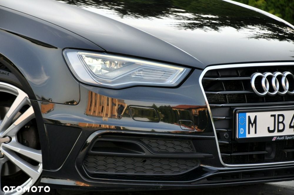 Audi A3 Sportback - 12