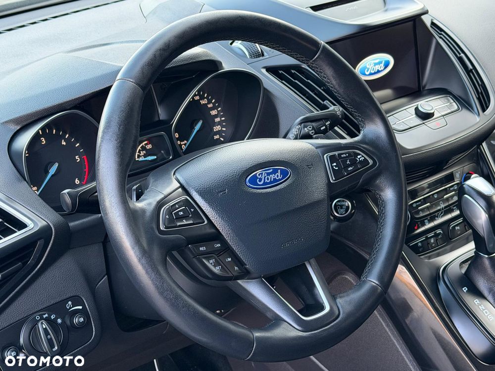 Ford Kuga 2.0 TDCi 4WD Titanium Plus - 35