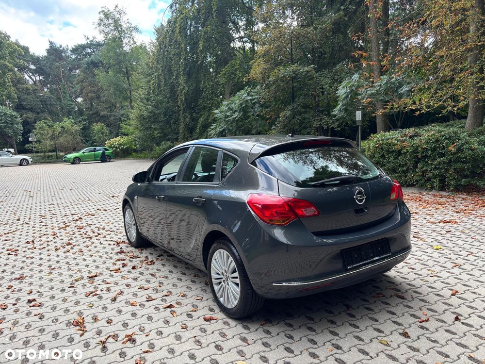 Opel Astra - 2
