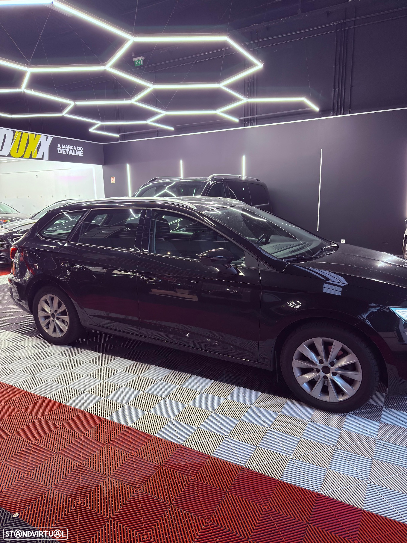 SEAT Leon 1.6 TDI Style S/S - 19