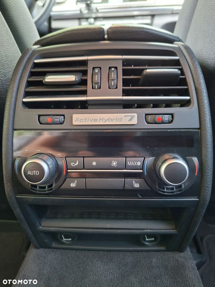 BMW Seria 7 - 21