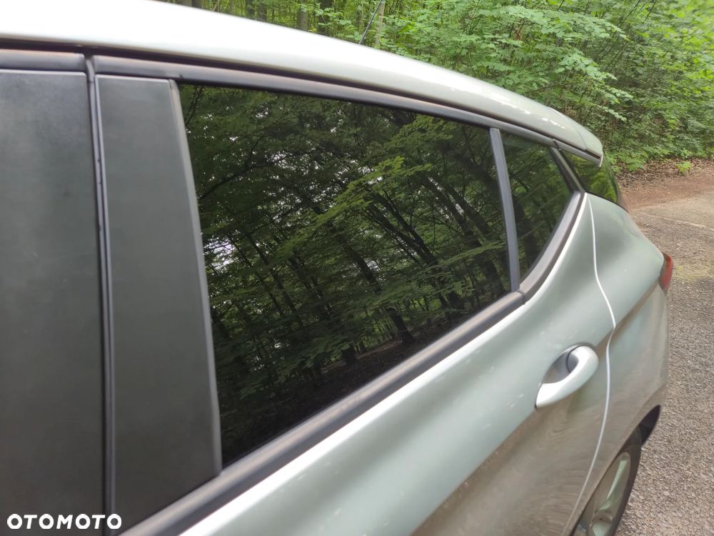 Opel Astra - 9