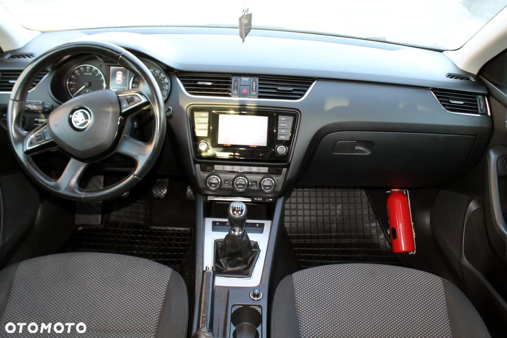 Skoda Octavia 1.6 TDI Green tec 4x4 Ambition - 9