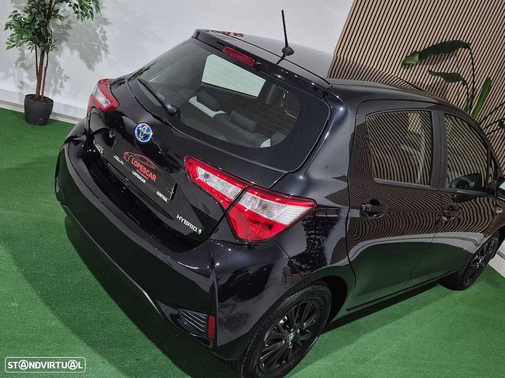 Toyota Yaris 1.5 HSD Comfort +P.Style+P.Techno - 9