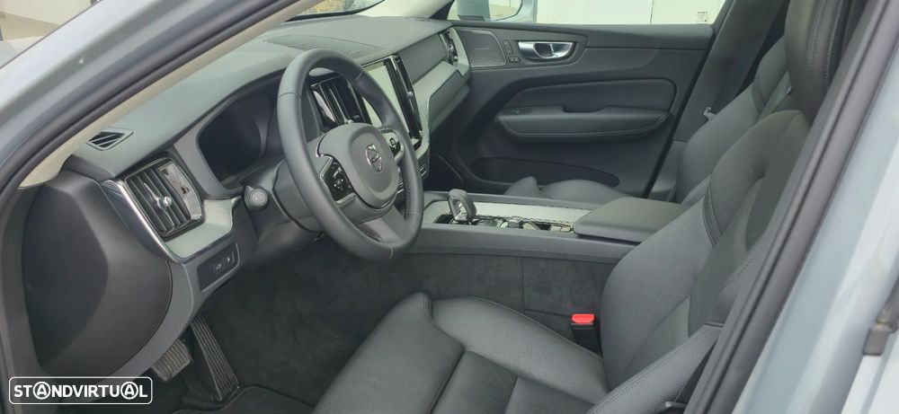 Volvo XC 60 2.0 T6 PHEV Plus Bright AWD - 8