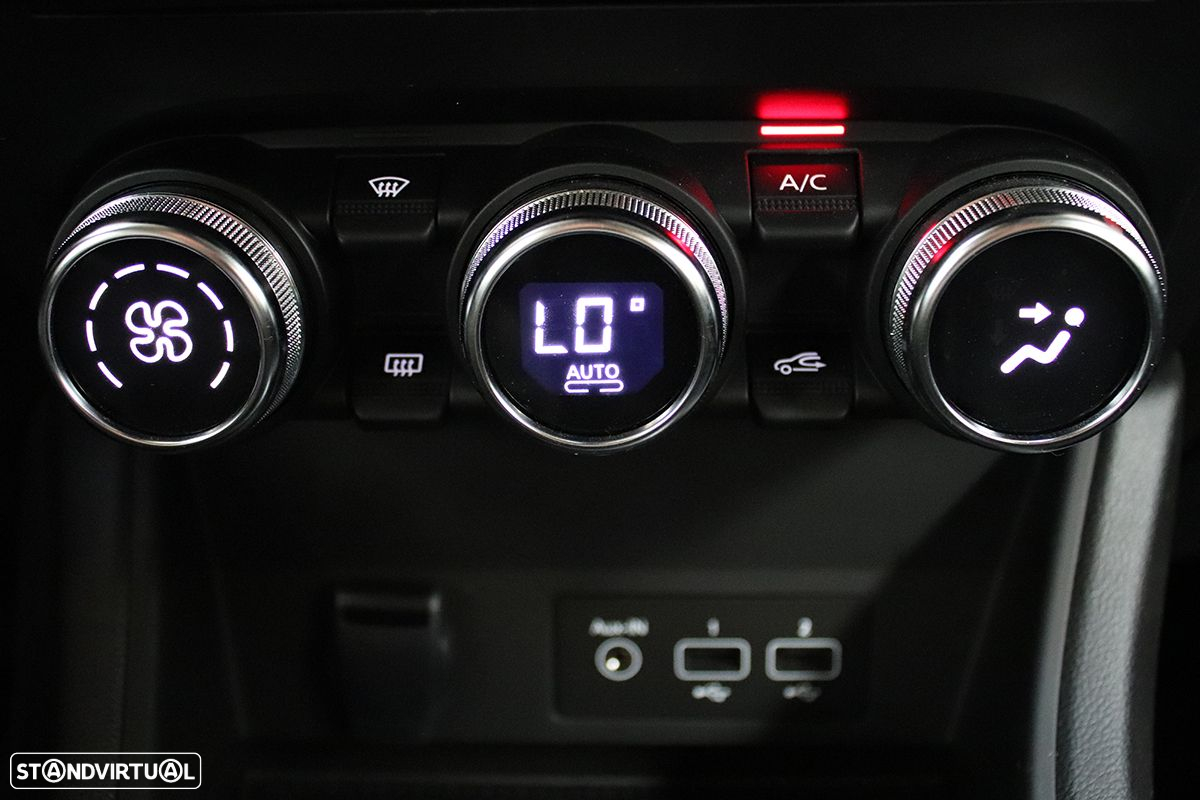 Renault Captur 1.0 TCe Techno Bi-Fuel - 13