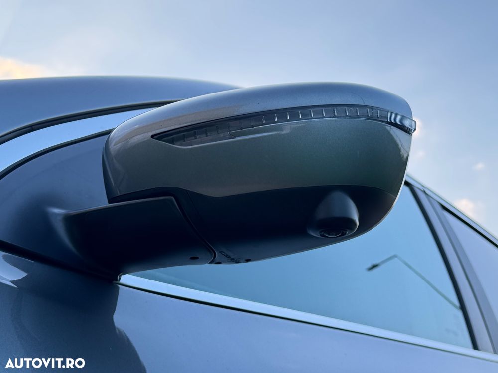 Nissan Qashqai 1.6 DCI Xtronic TEKNA+ - 34