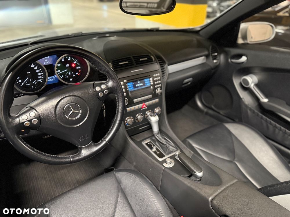 Mercedes-Benz SLK 350 7G-TRONIC Sport Edition - 16