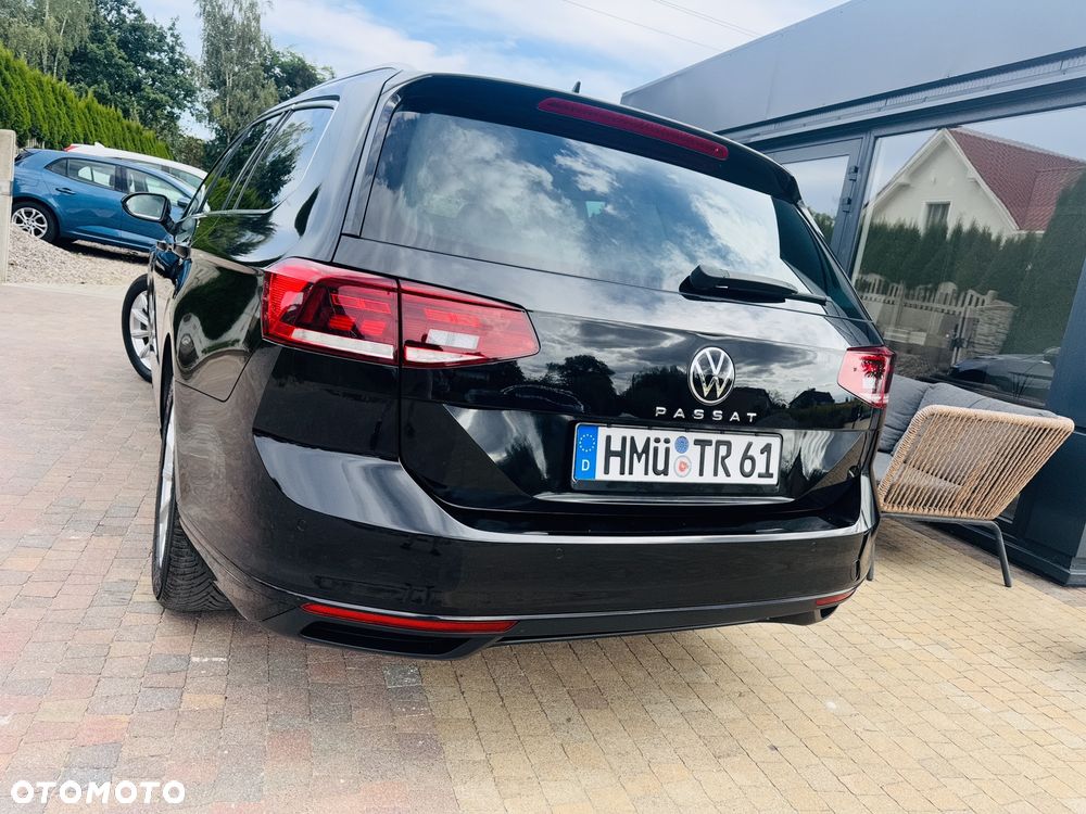 Volkswagen Passat - 35