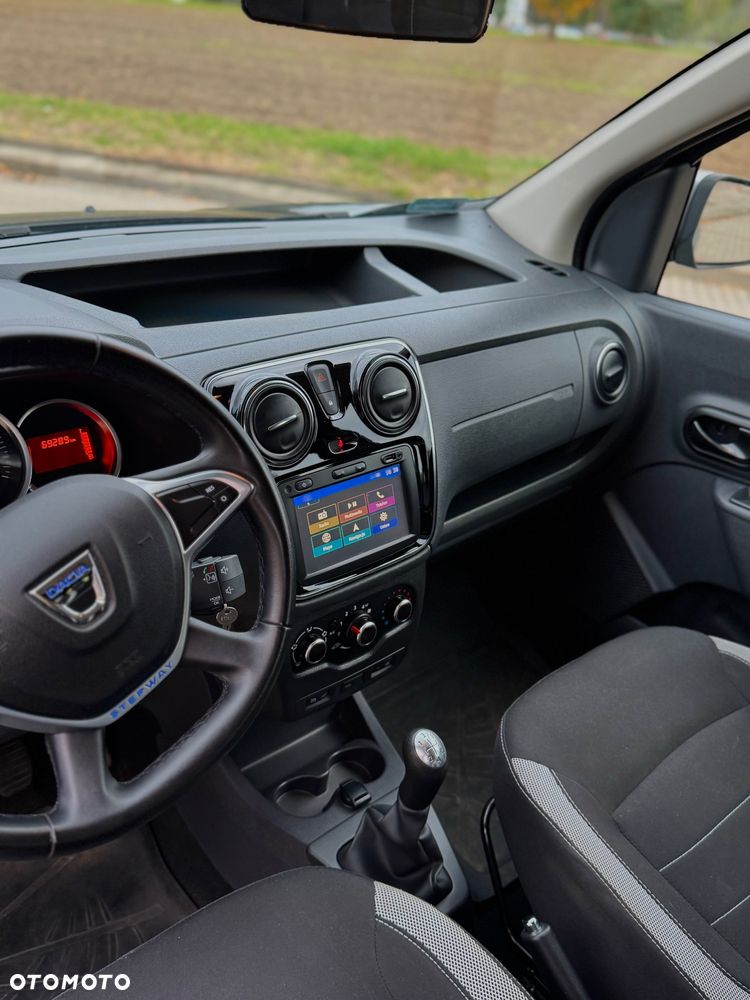 Dacia Dokker 1.6 SCe Stepway - 30
