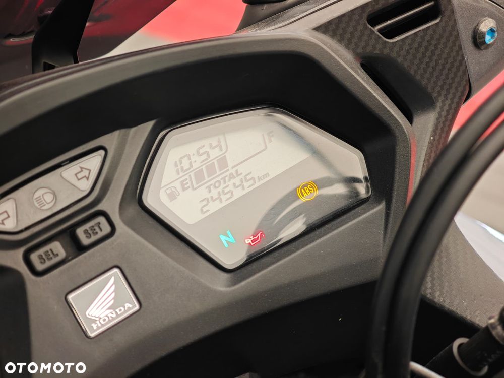 Honda CBR - 8